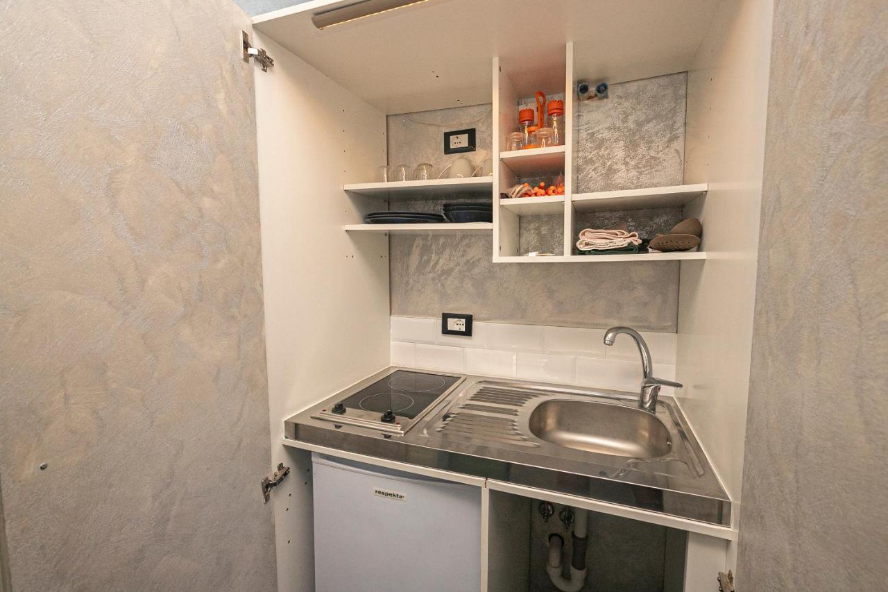 Dimora Patrizia In Centro Appartement Genua Buitenkant foto