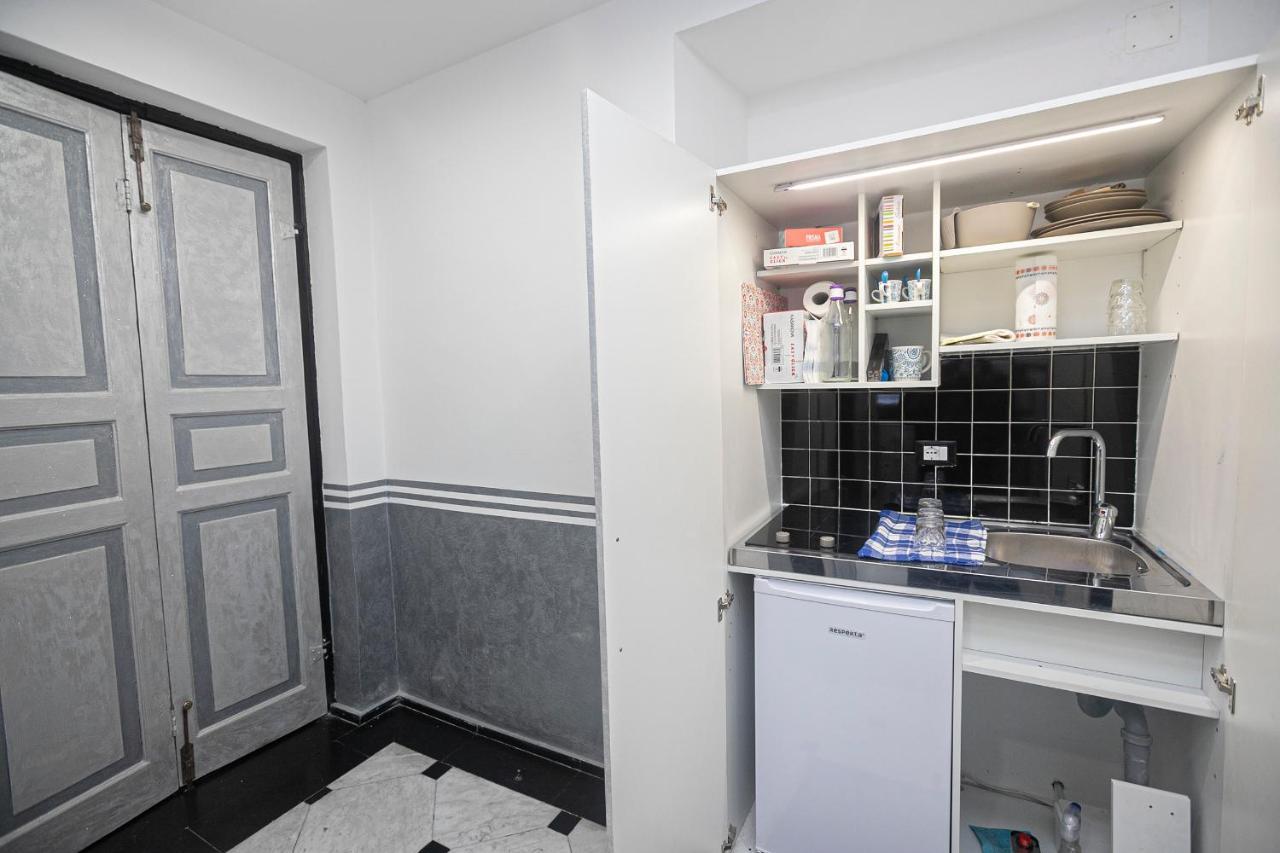 Dimora Patrizia In Centro Appartement Genua Buitenkant foto