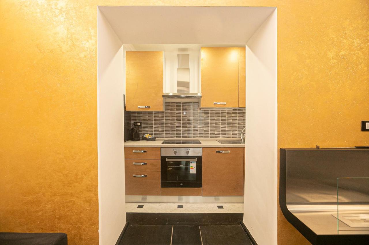 Dimora Patrizia In Centro Appartement Genua Buitenkant foto