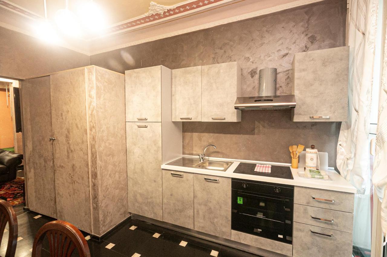 Dimora Patrizia In Centro Appartement Genua Buitenkant foto